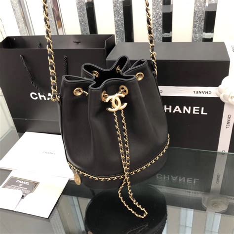 chanel bucket bag with chain